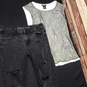 American Eagle Stretch jeans 2 & Guess top Sm T786